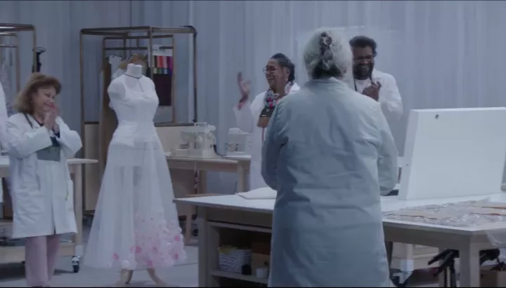 Lacrima και το ανθρώπινο τίμημα της υψηλής ραπτικής