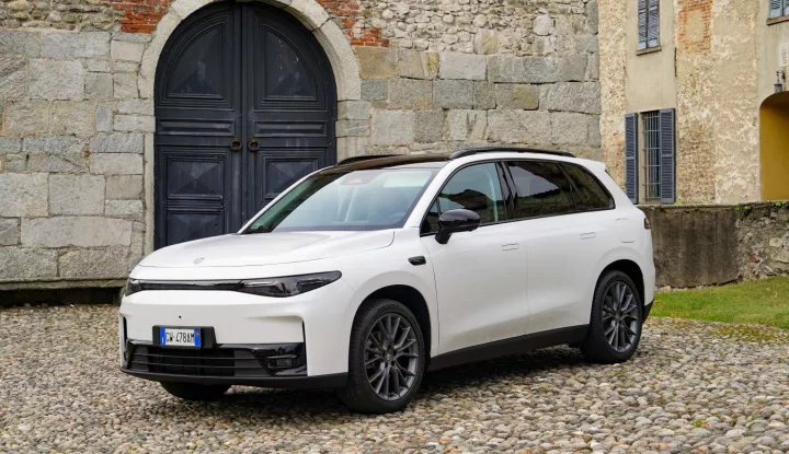 Test drive σε μοντέλα και… τύχη