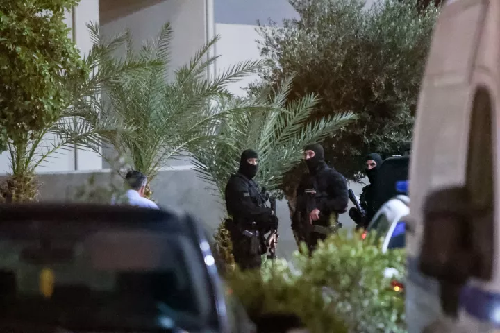 Τρεις προσαγωγές - Επιχείρησαν να μπουν κρυφά στο χωριό, φέρονται ως συγγενείς του 39χρονου που δολοφονήθηκε