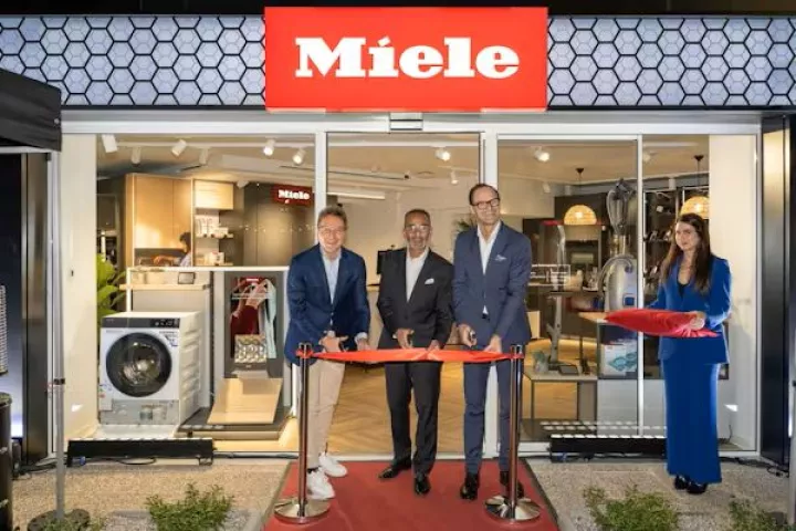Η Miele εγκαινίασε το νέο Experience Center στο Ίλιον