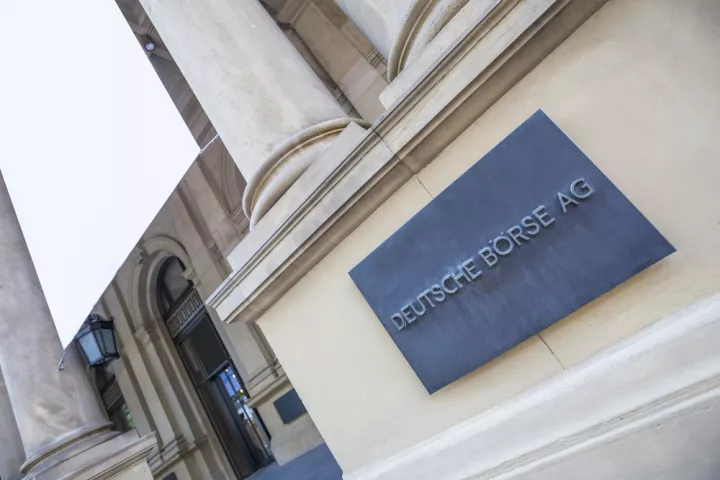 Η Κομισιόν ξεκίνησε αντιμονοπωλιακή έρευνα εις βάρος των  Deutsche Boerse και Nasdaq