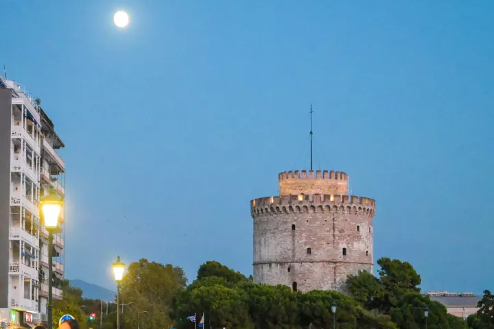 Θεσσαλονίκη: Βανδάλισαν τη στήλη μνήμης του εβραϊκού συνοικισμού «Καμπέλ» στην Καλαμαριά	