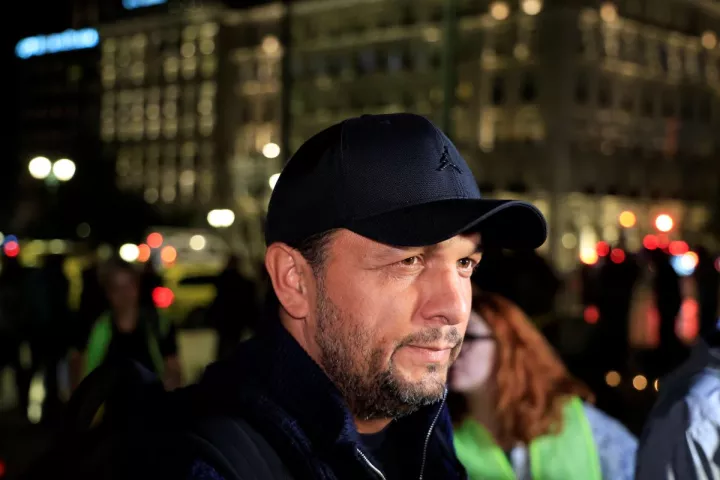 Π. Ρούτσι: Προθεσμία 10 ημερών από την Εισαγγελία Λάρισας για να ορίσει τις εξετάσεις στη σορό του γιου του