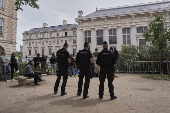 Γαλλία: Τρεις γυναίκες κατηγορούνται ότι σχεδίαζαν «τζιχαντιστική επίθεση» στο Παρίσι