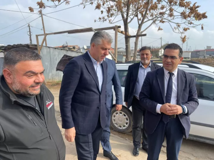 Επίσκεψη του Γ. Σταμάτη στο Κουρμπάνι της Ρούσσας και σε οικισμούς Ρομά στην Αλεξανδρούπολη (pics)