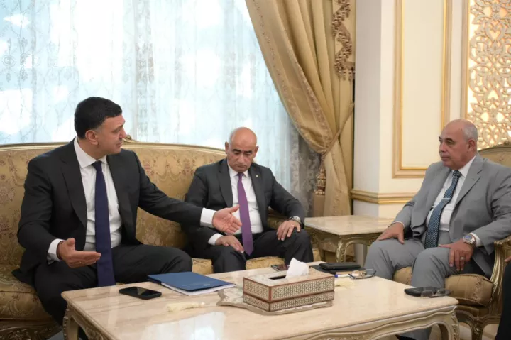 Συνάντηση Κικίλια με Αλ-Ουαζίρ στο Κάιρο: Ενισχύουμε τη συνεργασία σε ναυτιλία, λιμάνια και διεθνείς οργανισμούς