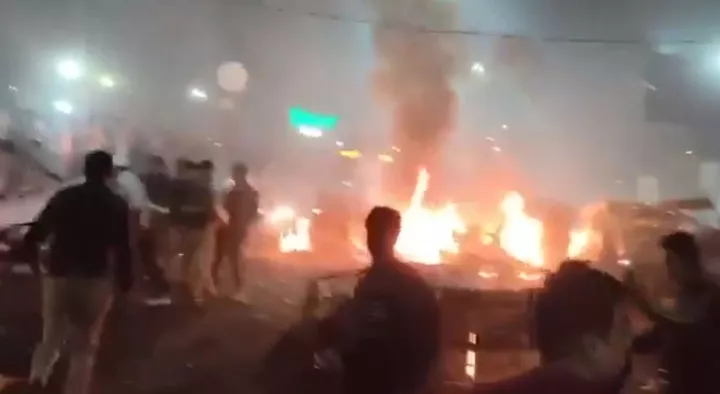 Ινδία: Έκρηξη κοντά στο Κόκκινο Φρούριο στο Νέο Δελχί - Τουλάχιστον 8  νεκροί και 11 τραυματίες (pics&vids)