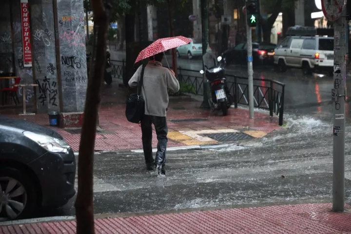 Ισχυρές καταιγίδες στην Πελοπόννησο - Στο Ψαθί Μεγαλόπολης καταγράφηκε το μεγαλύτερο ύψος βροχής