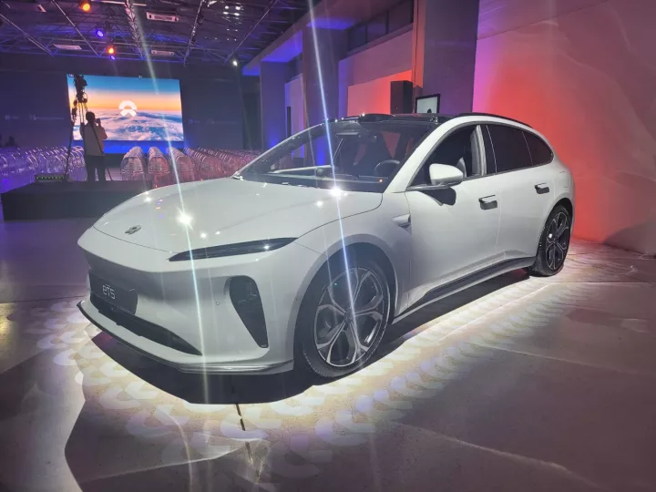 ΜΟΤΟΔΥΝΑΜΙΚΗ: Φέρνει την NIO στην Ελλάδα με τέσσερα νέα ηλεκτρικά μοντέλα