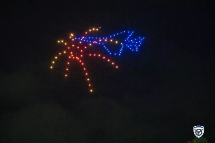 Ενυπωσιακό σόου στον αέρα στη Σχολή Ικάρων: Ελληνικό μαχητικό από drones καταρρίπτει τουρκικό (pics&vid)