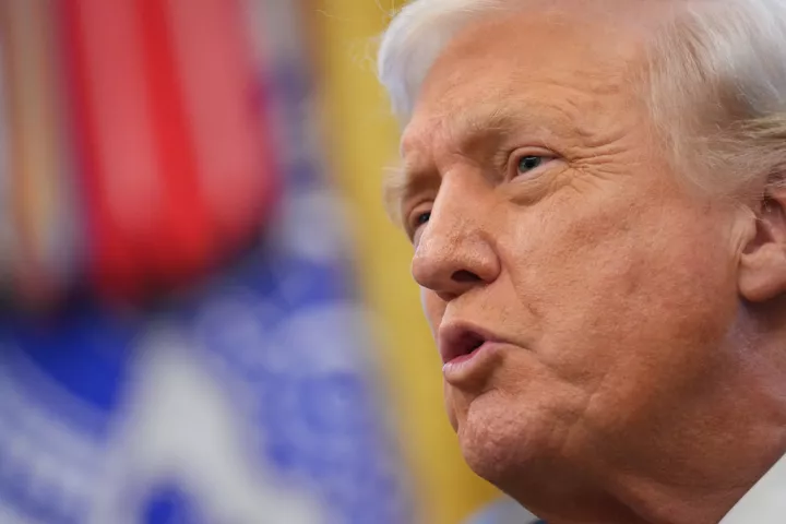 Τραμπ: Έχω υποχρέωση να μηνύσω το BBC