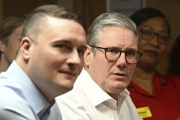 Βρετανία: Ο υπουργός Υγείας διαψεύδει φήμες για διεκδίκηση της ηγεσίας του Κιρ Στάρμερ