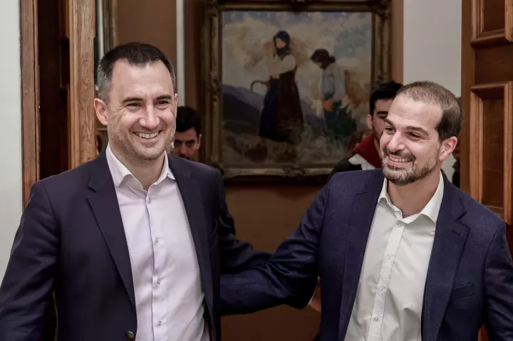 Σακελλαρίδης σε Χαρίτση για τις συμμαχίες: Η λογική της πρόσθεσης οδήγησε την Αριστερά στη σημερινή κατάσταση