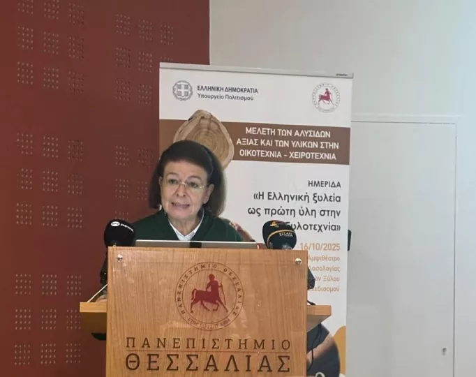 Λ. Μενδώνη: Η ελληνική χειροτεχνία είναι μοχλός ανάπτυξης της περιφέρειας