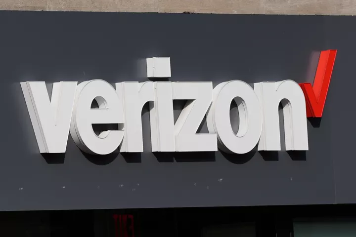 ΗΠΑ: Εν μέσω ισχυρού ανταγωνισμού στις ΗΠΑ, η Verizon περικόπτει 15.000 θέσεις εργασίας 