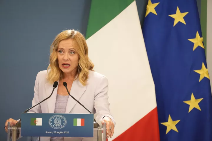 Μελόνι: Η εφαρμογή του πρωτοκόλλου συνεργασίας Ιταλίας - Αλβανίας για το μεταναστευτικό πρόκειται να συνεχιστεί