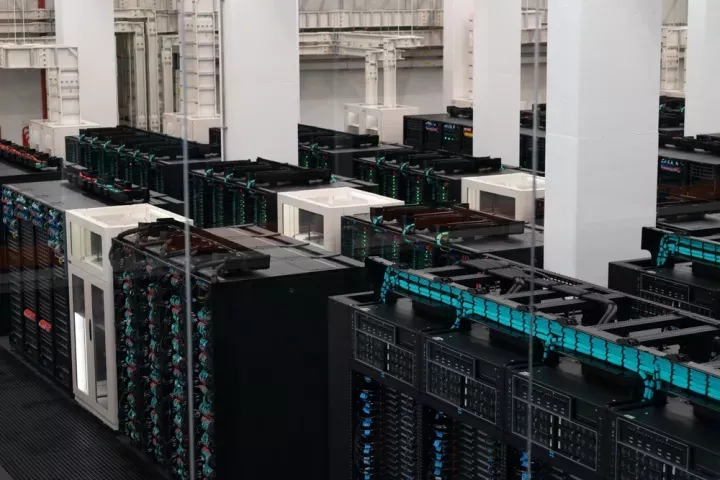 Σύμπραξη της ισπανικής ACS με την BlackRock για τα data centers, αξίας 2 δισ. ευρώ
