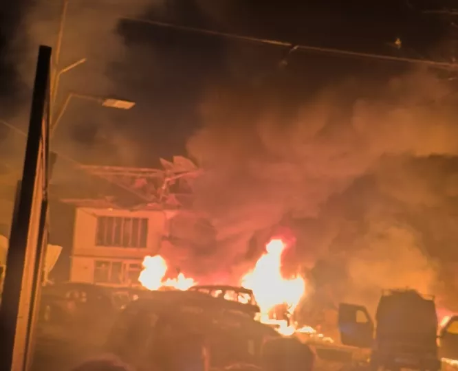 Έκρηξη σε αστυνομικό τμήμα στο Κασμίρ της Ινδίας: Φόβος για θύματα