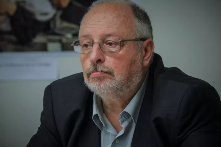 Διαψεύδει τον Τσίπρα και ο Κ. Ήσυχος: Ουδέποτε έγινε τέτοια συνάντηση με τον Μεντβέντεφ 