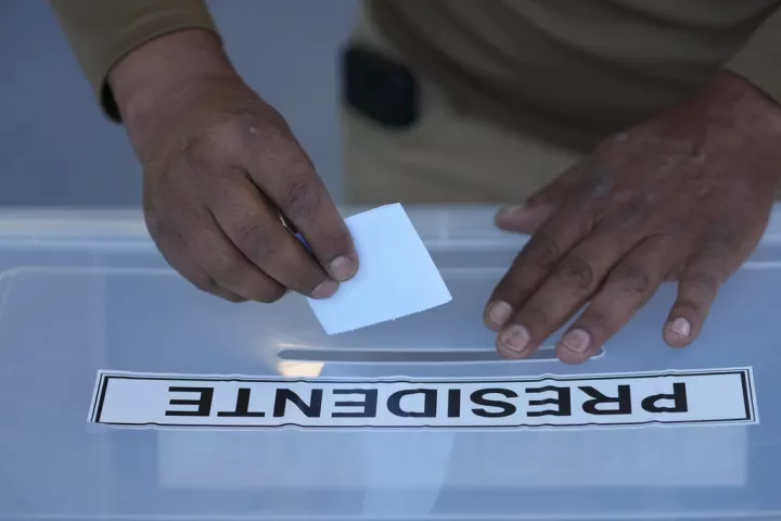 Χιλή: Άνοιξαν οι κάλπες για τις προεδρικές εκλογές - Στις 21:00 ώρα Ελλάδος τα πρώτα αποτελέσματα