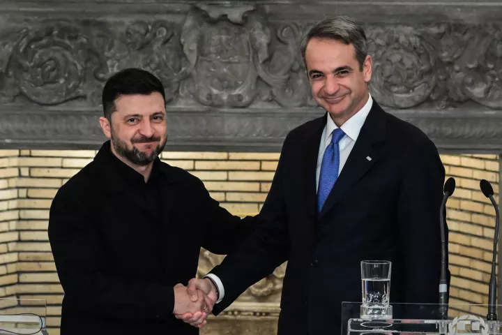 Η κοινή δήλωση Μητσοτάκη - Ζελένσκι: Στήριξη στο Κίεβο για ένταξη σε ΕΕ και ΝΑΤΟ - Στενή αμυντική συνεργασία