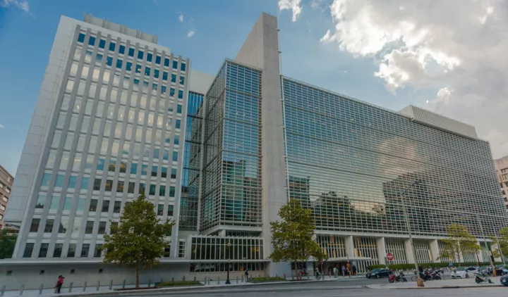 Ο Αντώνης Καμάρας νέος εκπρόσωπος της Ελλάδας στην Παγκόσμια Τράπεζα	