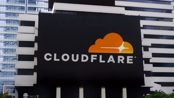 Cloudflare: «Δεν ήταν κυβερνοεπίθεση» - Τι προκάλεσε το παγκόσμιο blackout στο Διαδίκτυο