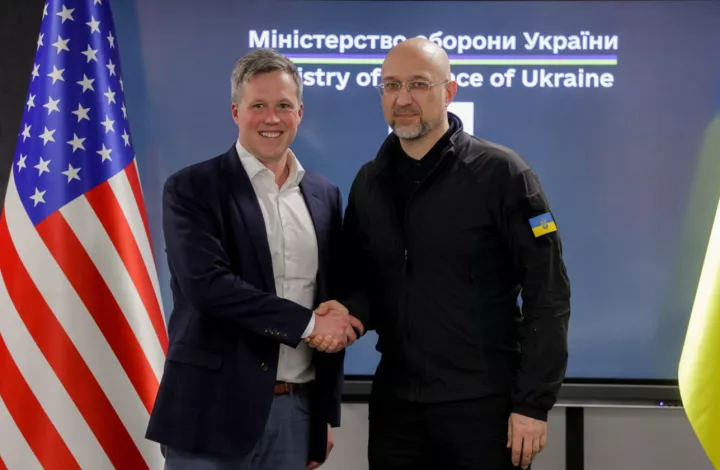 Πίεση στον Ζελένσκι να αποδεχθεί το σχέδιο ειρήνης για την Ουκρανία - Τι ζητούν από το Κίεβο, η πρώτη αντίδραση της Ρωσίας