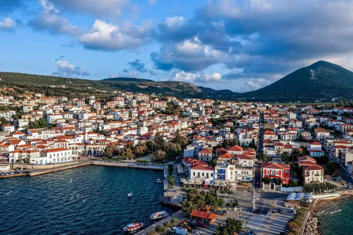 ΤτΕ: Αυξημένες 9% οι τουριστικές εισπράξεις στην Ελλάδα για το 9μηνο του 2025