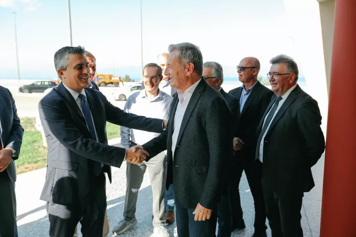 Ολυμπία Οδός: Εγκαίνια στον σταθμό εξυπηρέτησης βαρέων οχημάτων στην Αθηνών-Πατρών παρουσία του Χρ. Δήμα (pics)