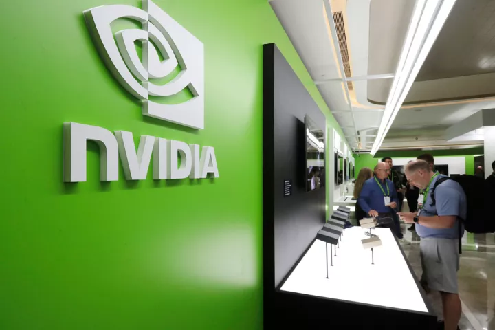 Οι ΗΠΑ εξετάζουν να επιτρέψουν στην Nvidia να πουλήσει τσιπ H200 στην Κίνα