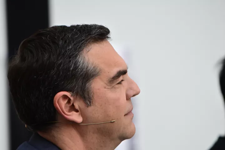 «Αλέξη, γιατί δεν μιλάς» για τη… «νέα Φρειδερίκη»;