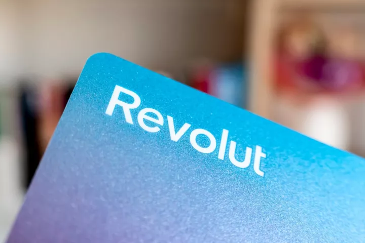 Η αποτίμηση της Revolut έφτασε τα 75 δισ. δολάρια - Το πλάνο για τους 100 εκατ. πελάτες 