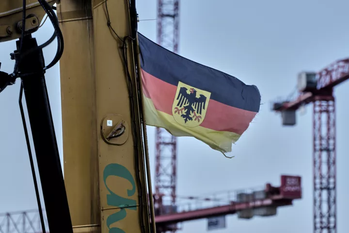 Η Γερμανία «κολλημένη στην κρίση» - Απρόσμενη πτώση στο επιχειρηματικό κλίμα τον Νοέμβριο 