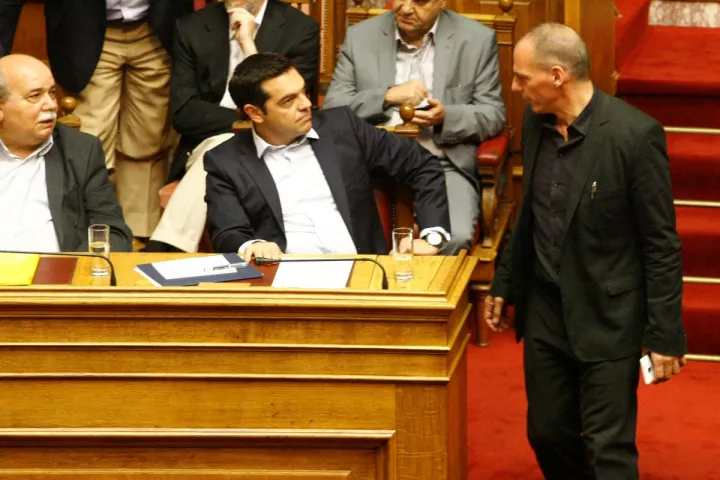 Αλ. Τσίπρας για Βαρουφάκη: Ήθελε να τυπώσουμε κουπόνια και του είπα «είσαι με τα καλά σου;»