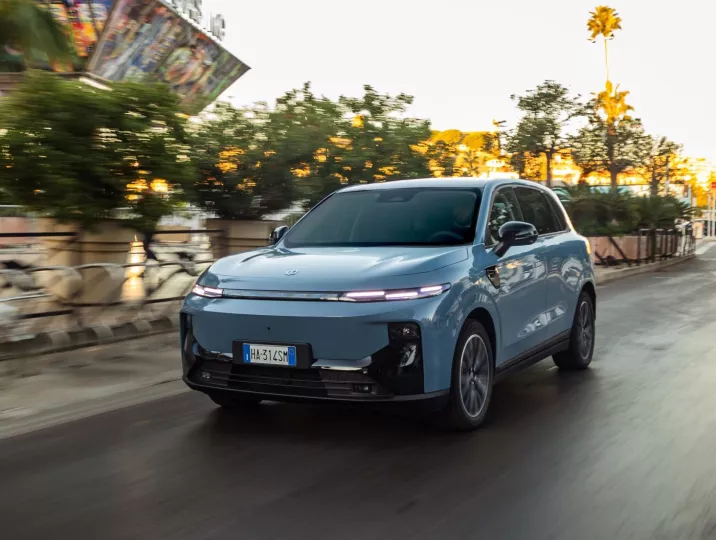 Ένα παγκόσμιο ηλεκτρικό C-SUV με υψηλή αξία και χαμηλή τιμή