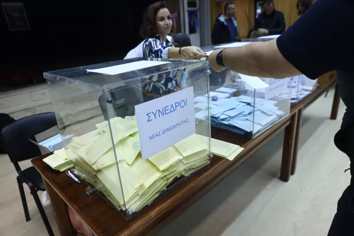 ΝΔ: Πάνω από 122 χιλιάδες ενεργά μέλη του κόμματος ψήφισαν στις εσωκομματικές εκλογές και εξέλεξαν 2.500 εκπροσώπους	