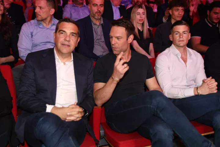 Και ο Κασσελάκης εναντίον Τσίπρα: Είναι ομοφοβικός - Επιχείρησε την πτώση μου δύο φορές