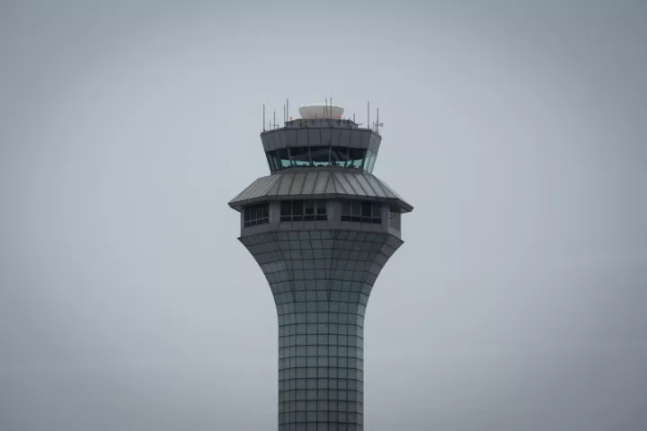 FAA: Υπό έρευνα οι αεροπορικές εταιρείες που δεν συμμορφώθηκαν με τις περικοπές πτήσεων