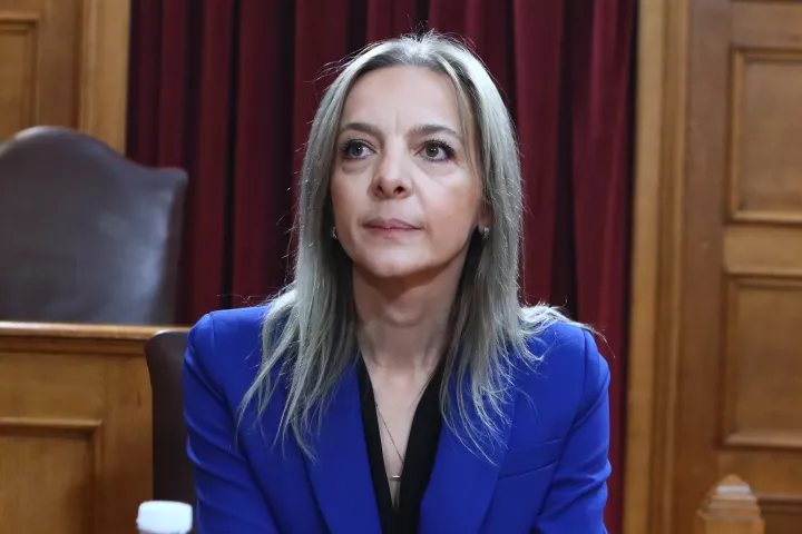 Σεμερτζίδου στην εξεταστική ΟΠΕΚΕΠΕ: Μόνο ένα μηχανάκι έχω, η Ferrari είναι του συντρόφου μου