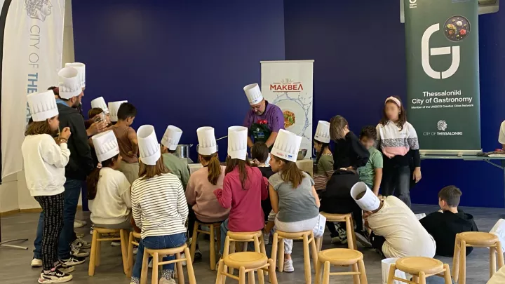 Η ΜΑΚΒΕΛ στηρίζει το νέο εκπαιδευτικό πρόγραμμα “Η Μακαρονάδα της Πέμπτης” για μαθητές Δημοτικού