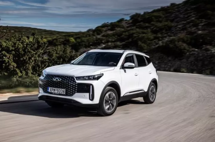 Αυτό το υβριδικό SUV ίσως αναδειχθεί «Αυτοκίνητο της Χρονιάς 2026»