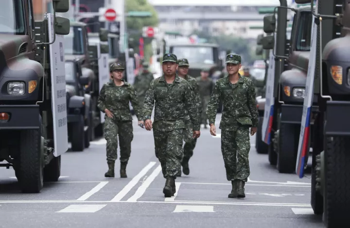 Η Ταϊβάν συζητά με τις ΗΠΑ αγορές όπλων με φόντο τον νέο αμυντικό προϋπολογισμό της