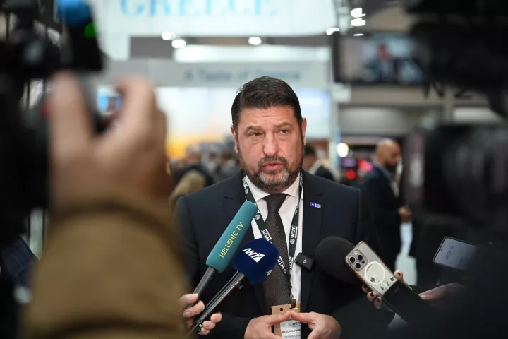 Ν. Χαρδαλιάς: Το Χριστουγεννιάτικο Χωριό μεταμορφώνει το Πεδίον του Άρεως σε μια φωτεινή ζεστή αγκαλιά αγάπης για όλους 