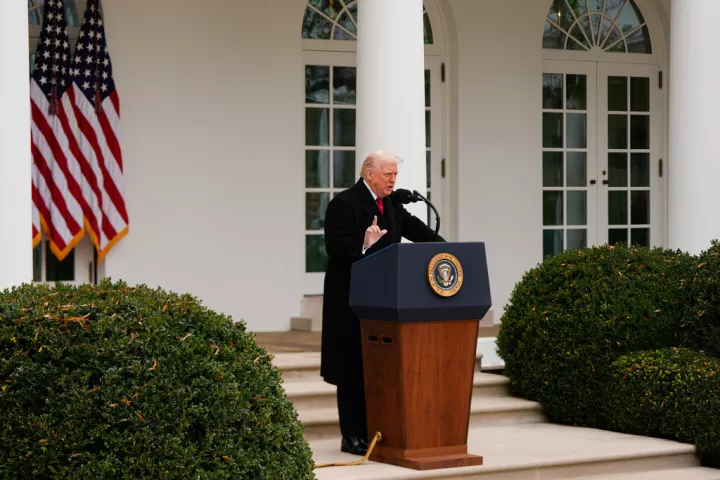 Τραμπ: Πολύ σύντομα στο στόχαστρο οι διακινητές ναρκωτικών στο έδαφος της Βενεζουέλας, όχι μόνο στη θάλασσα