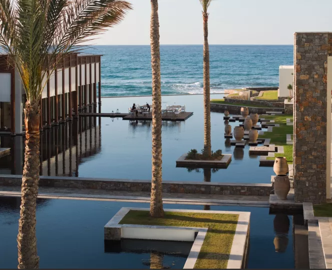 Όμιλος Grecotel: Επενδύσεις 1 δισ. ευρώ έως το 2030	