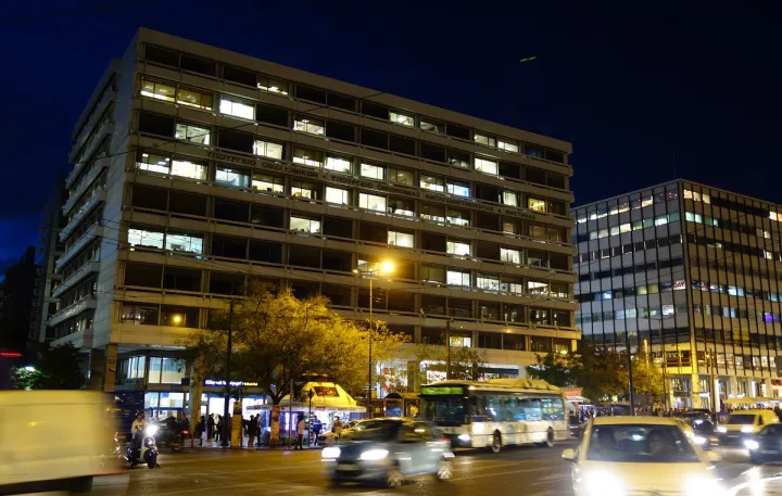 Έρχονται 148.500 νέες προσλήψεις στο δημόσιο - Τι προβλέπεται για μισθούς, συντάξεις και τιμές ως το 2029 (πίνακες)