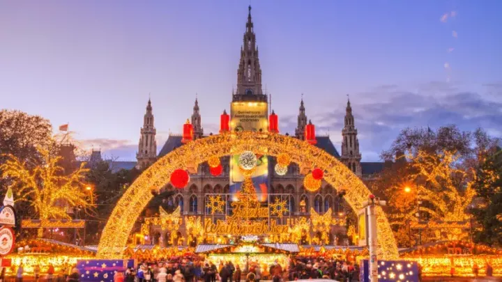 Βόρεια Ελλάδα: «Όχημα» για γιορτινά ταξίδια οι Black Friday προσφορές – Κεντρική Ευρώπη, Ντουμπάι και Αίγυπτος στους top προορισμούς