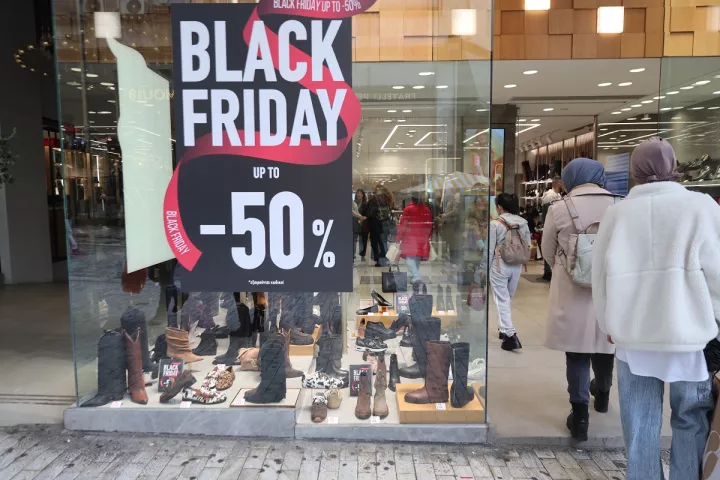 Τριπλασιάστηκε ο τζίρος τα τελευταία 3 χρόνια - Ανοικτά τα καταστήματα και την Κυριακή