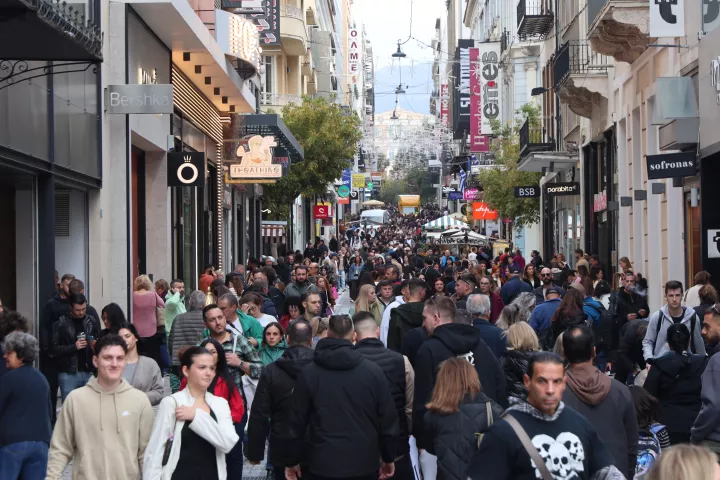 Καταστήματα και σούπερ μάρκετ ανοιχτά την Κυριακή - Το ωράριο